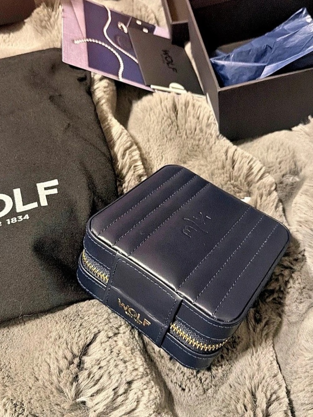 WOLF Blue Leather Zip-Around Travel Jewelry Case Mirror Blue Niles New Dd